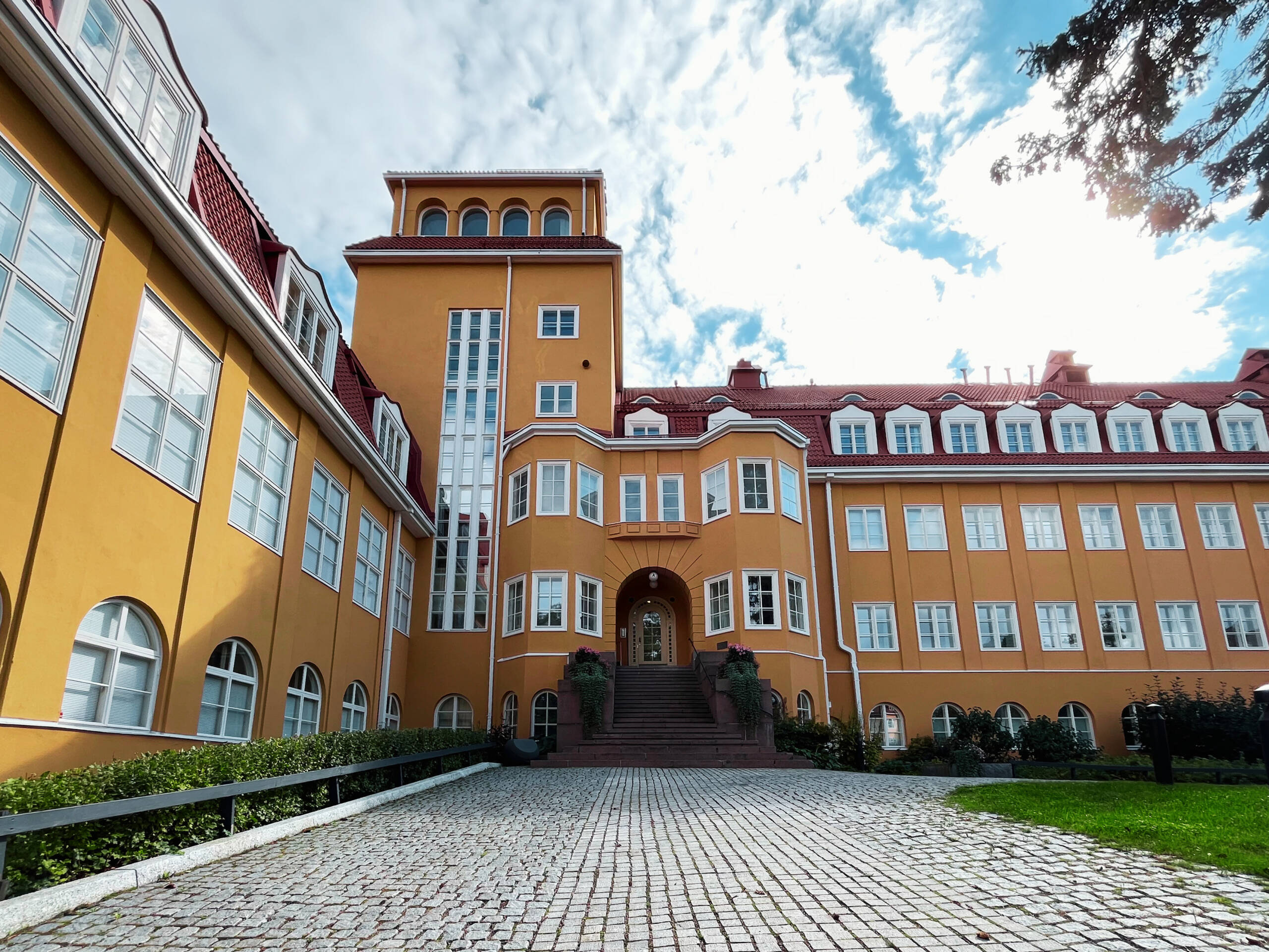 As Oy Munkkiniemen Kadetti